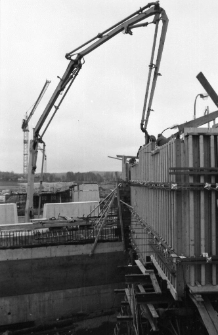 Budowa mostów na Nysie (fot. 8) [Dokument ikonograficzny]