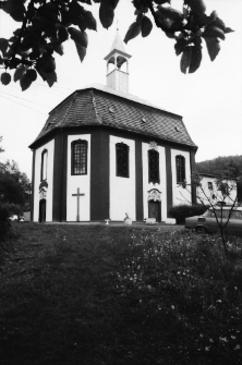 Radomierz - Kościół pw. Matki Boskiej Różańcowej (fot. 2) [Dokument ikonograficzny]