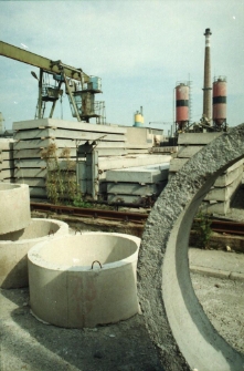 Wytw&oacute;rnia Element&oacute;w Wielkopłytowych (fot. 2) [Dokument ikonograficzny]