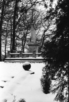 Pomnik Michaiła Kutuzowa (fot. 1) [Dokument ikonograficzny]