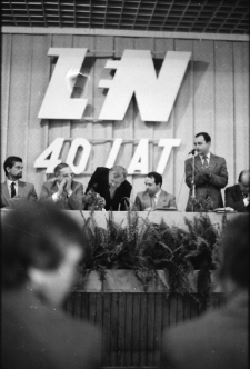 Kamienna Góra - 40 lat przemysłu lniarskiego (fot. 1) [Dokument ikonograficzny]