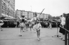 Uroczyste otwarcie Szkoły Podstawowej nr 1 im. Janusza Kusocińskiego w Bolesławcu (fot. 1) [Dokument ikonograficzny]