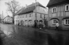 Bogatynia - domy przysłupowe (fot. 1) [Dokument ikonograficzny]