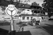 Złotniki Lubańskie - Stary Ratusz (fot. 1) [Dokument ikonograficzny]