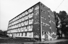 Jelenia Góra - Dom Studenta Akademii Ekonomicznej "Lubczyk" (fot. 1) [Dokument ikonograficzny]