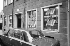 Jelenia Góra - wypożyczalnia kaset (fot. 3) [Dokument ikonograficzny]