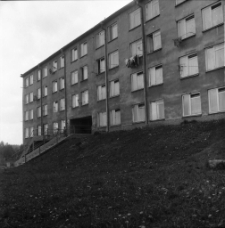 Jelenia G&oacute;ra - Dom Pomocy Społecznej "Złota Jesień" [Dokument ikonograficzny]