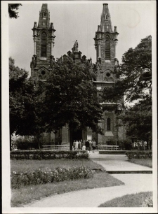 Kościół Świetych Apostołów Piora i Pawła w Ciechocinku [Dokument ikonograficzny]