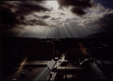 Pod słońce [Dokument ikonograficzny]