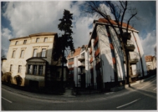 W krzywym zwierciadle : Urząd Dróg i Mostów i Prokuratura w Jeleniej Górze [Dokument ikonograficzny]