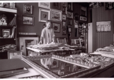 Mistrz oprawy [2] [Dokument ikonograficzny]