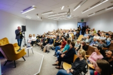 Spotkanie autorskie z Katarzyną Wolwowicz (fot. 4) [Dokument ikonograficzny]