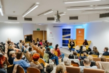 Spotkanie autorskie z Katarzyną Wolwowicz (fot. 16) [Dokument ikonograficzny]