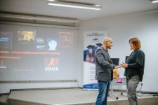 Podcasty kryminalne, wykład Oliwia Tarasewicz-Gryt (fot. 1) [Dokument ikonograficzny]