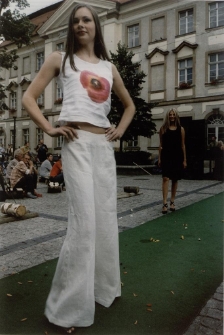 Len i Ratusz [Dokument ikonograficzny]