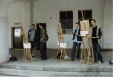 Ratusz w cieniu arkad 1 [Dokument ikonograficzny]