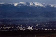 Widok na Jelenią G&oacute;rę i Karkonosze [Dokument ikonograficzny]