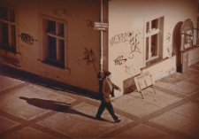 Plac rankiem 2 [Dokument ikonograficzny]