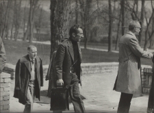 I Jaworskie Biesiady Literackie - Na tarasie przed Klubem Technika (obecnie ECMEN) maj 1977 r.