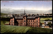 Hirschberg i. Schles. Garnisonlazarett mit dem Riesengebirgskamm [Dokument ikonograficzny]