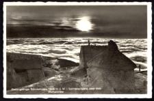 Riesengebirge. Schneekoppe 1605 m ü. M. - Sonnenaufgang über dem Wolkenmeer [Dokument ikonograficzny]